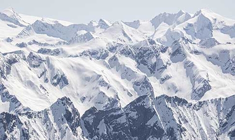 Blick auf die Tuxer Alpen vom Hintertuxer Gletscher aus