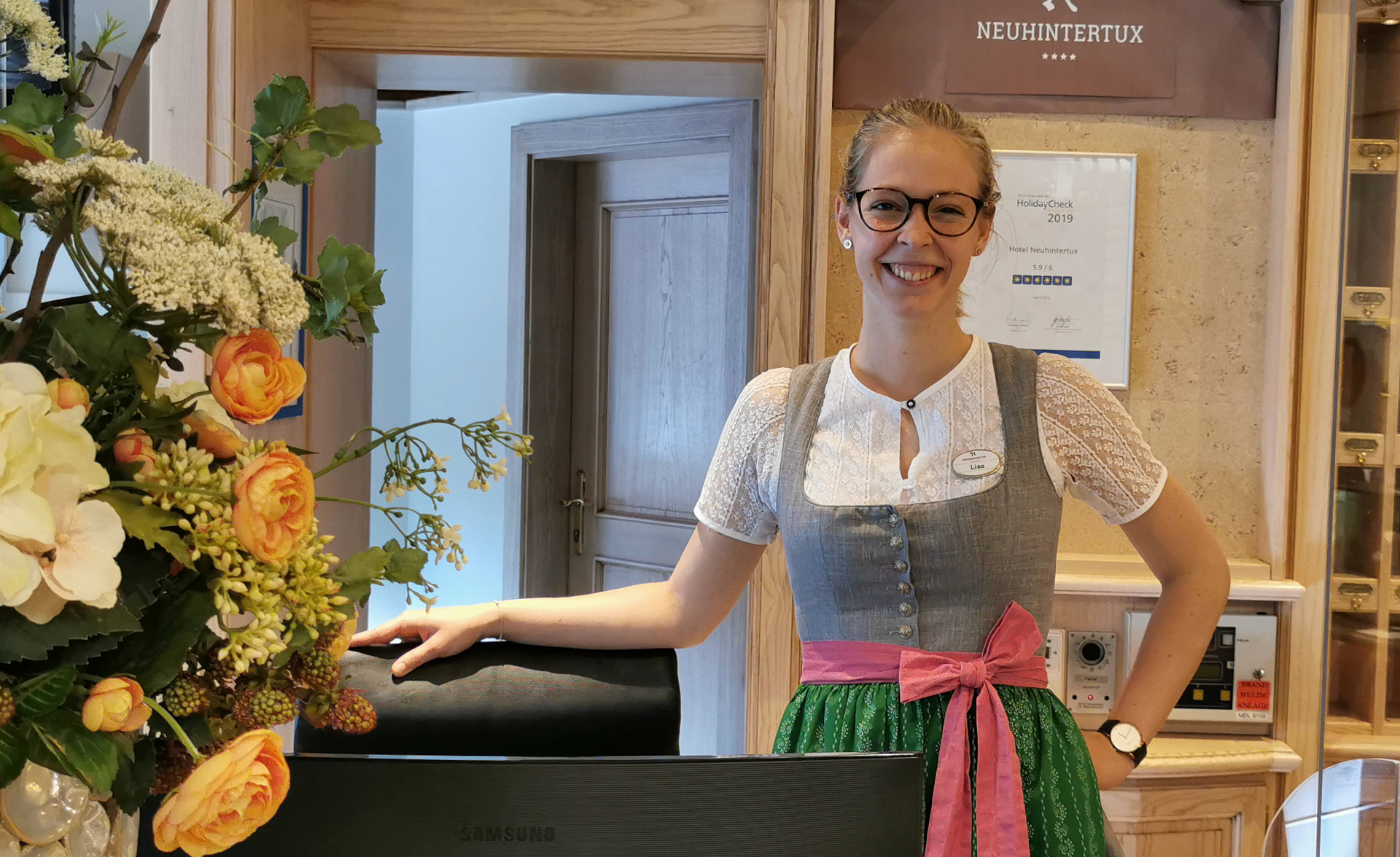Familie Tipotsch Neuhintertux Rezeption im Neuhintertux